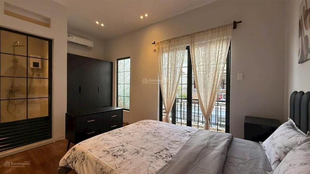 Nhà đẹp dương quảng hàm  diện tích vàng 4x14,75m  giá chỉ 2 tỷ 560