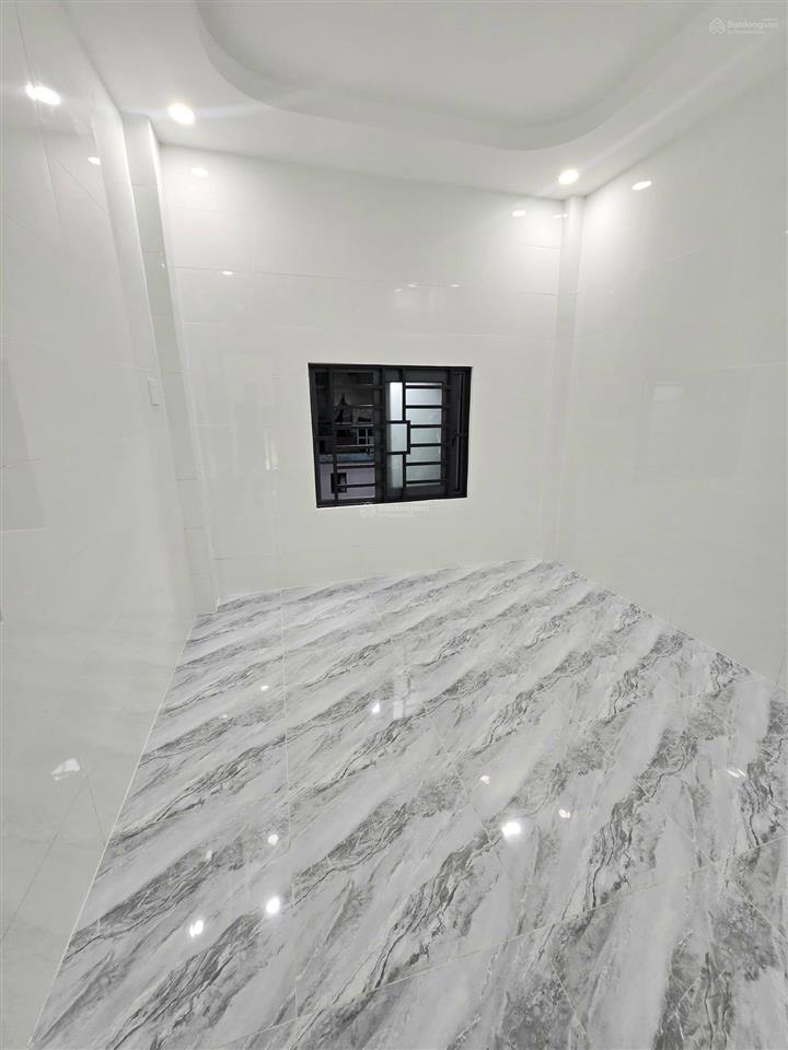 Ngỡ ngàng nhà phú nhuận 53m²  sát mặt tiền lê văn sỹ mà giá chỉ 2 tỷ 670!