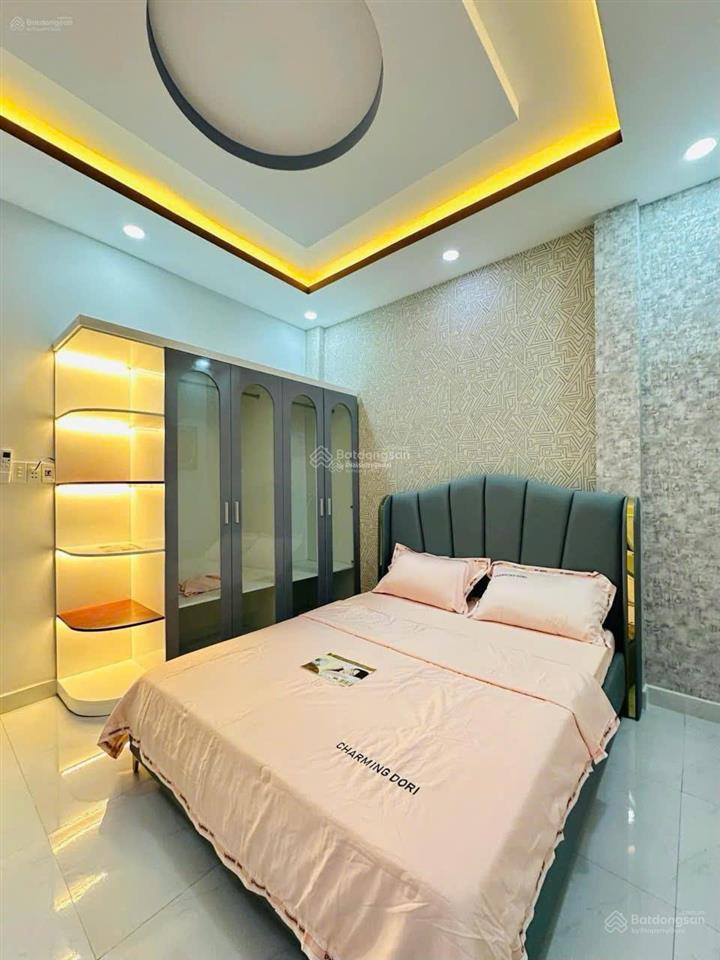 Sát vách sân bay  nhà trường chinh tân bình 52m² giá chỉ 3 tỷ 730!