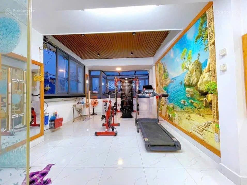 Sát vách sân bay  nhà trường chinh tân bình 52m² giá chỉ 3 tỷ 730!