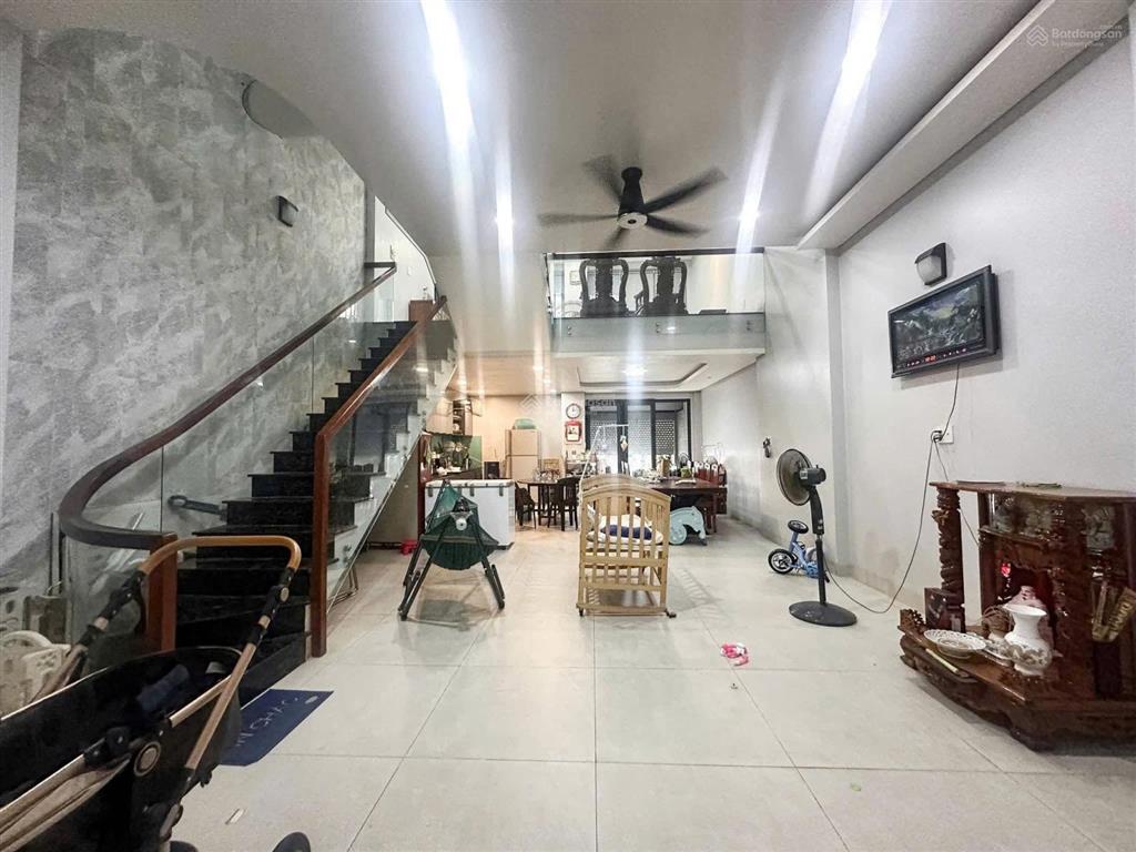 Phú nhuận  đặng văn ngữ  54m²  4 tỷ 560  sổ riêng  vào ở ngay!