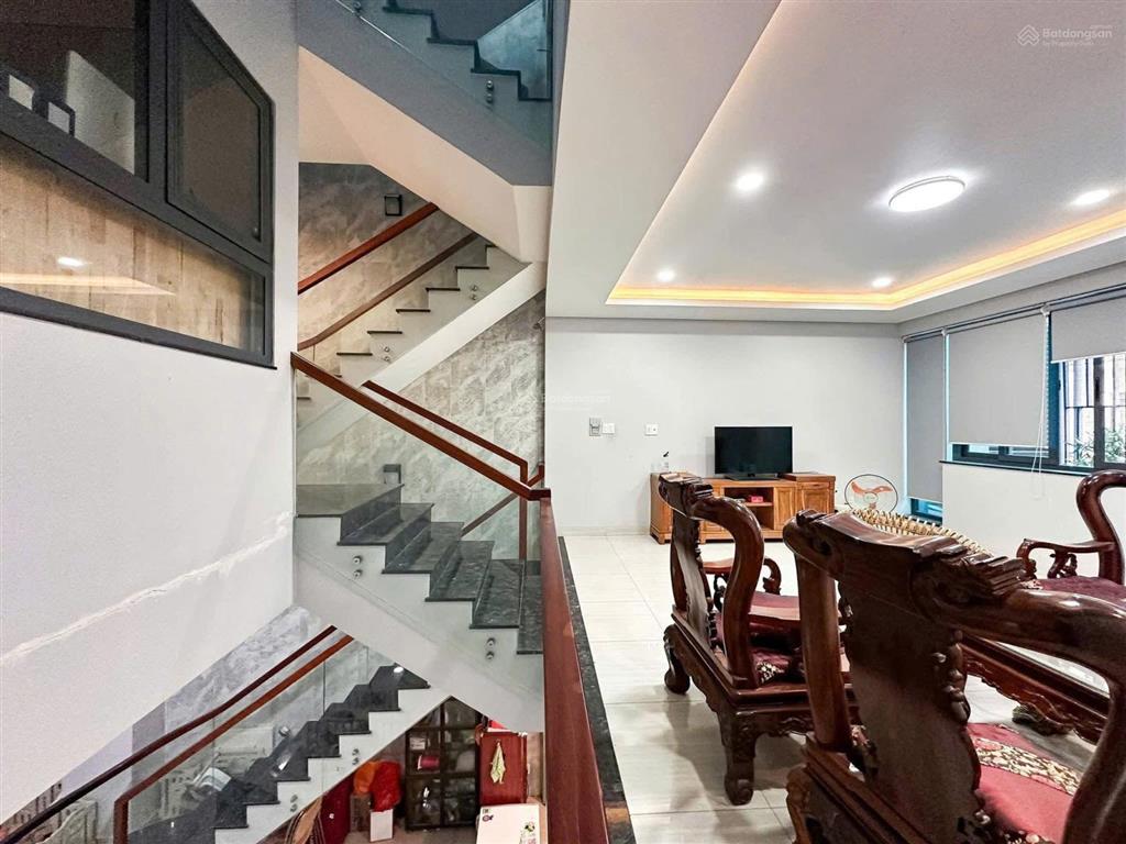 Phú nhuận  đặng văn ngữ  54m²  4 tỷ 560  sổ riêng  vào ở ngay!