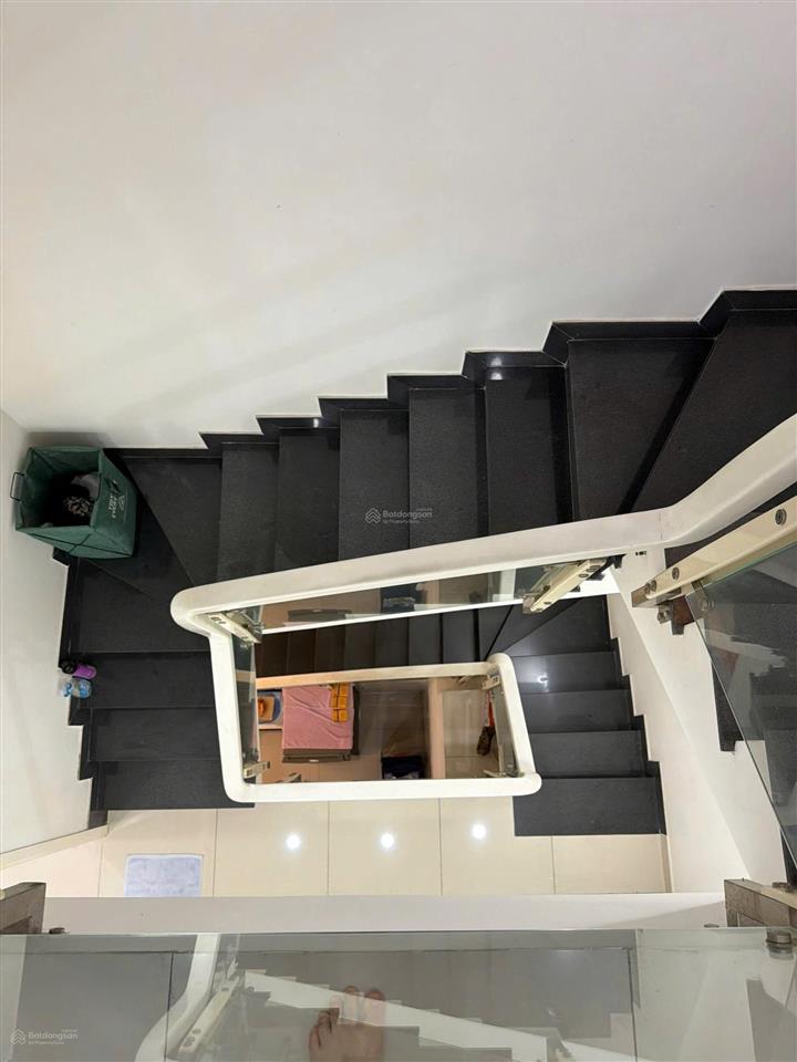 Chủ ngộp cần ra gấp căn nhà lũy bán bích 49m2 giá chỉ 1 tỷ 970