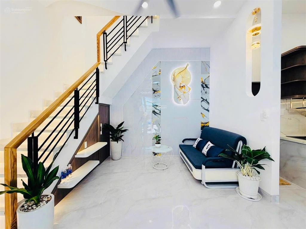 Chấn động giá rẻ nhà lam sơn  bình thạnh  62m2 ngang 4m  chỉ 2 tỷ 340