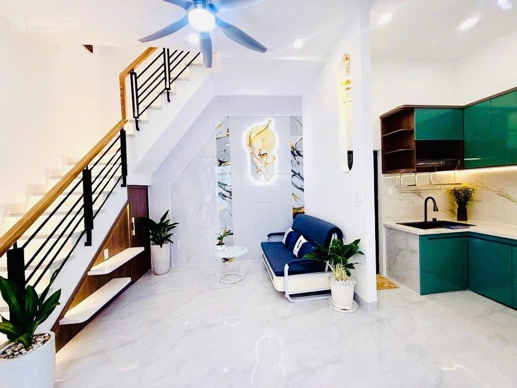 Chấn động giá rẻ nhà lam sơn  bình thạnh  62m2 ngang 4m  chỉ 2 tỷ 340