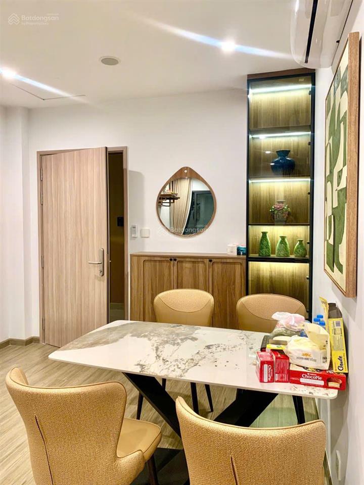 Cho thuê cc 2pn căn góc 72m2, 10 triệu, tại the pavilion  vinhomes ocean park. miễn phí môi giới