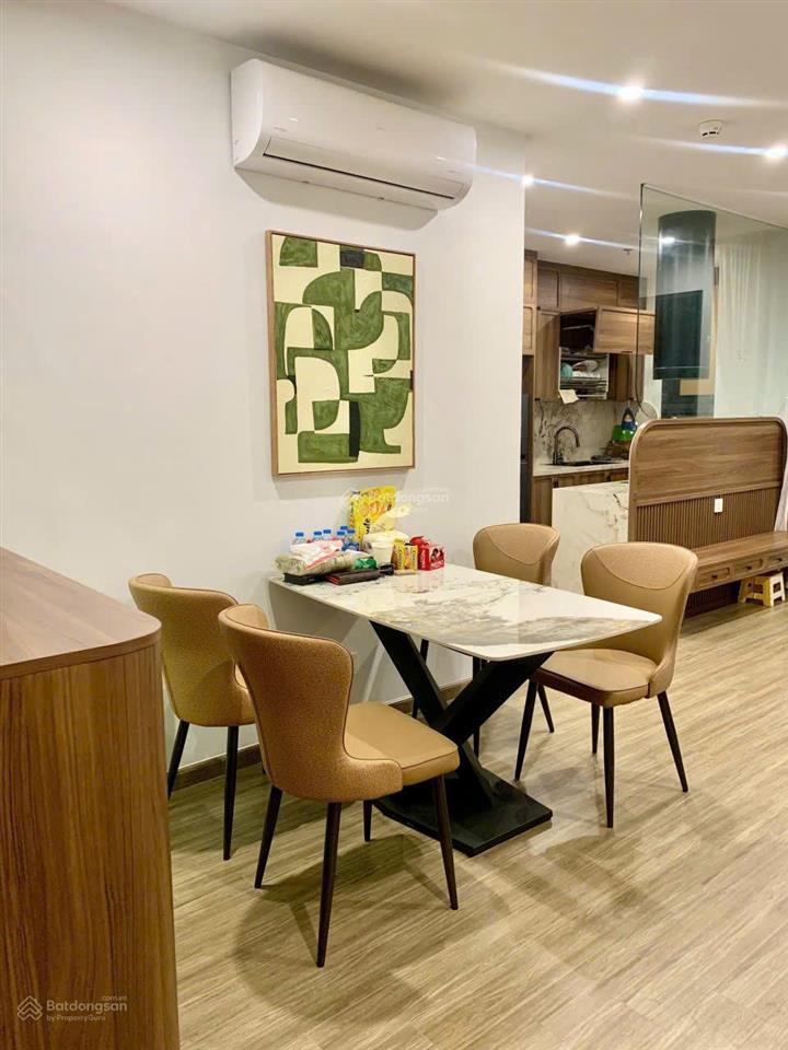 Cho thuê cc 2pn căn góc 72m2, 10 triệu, tại the pavilion  vinhomes ocean park. miễn phí môi giới