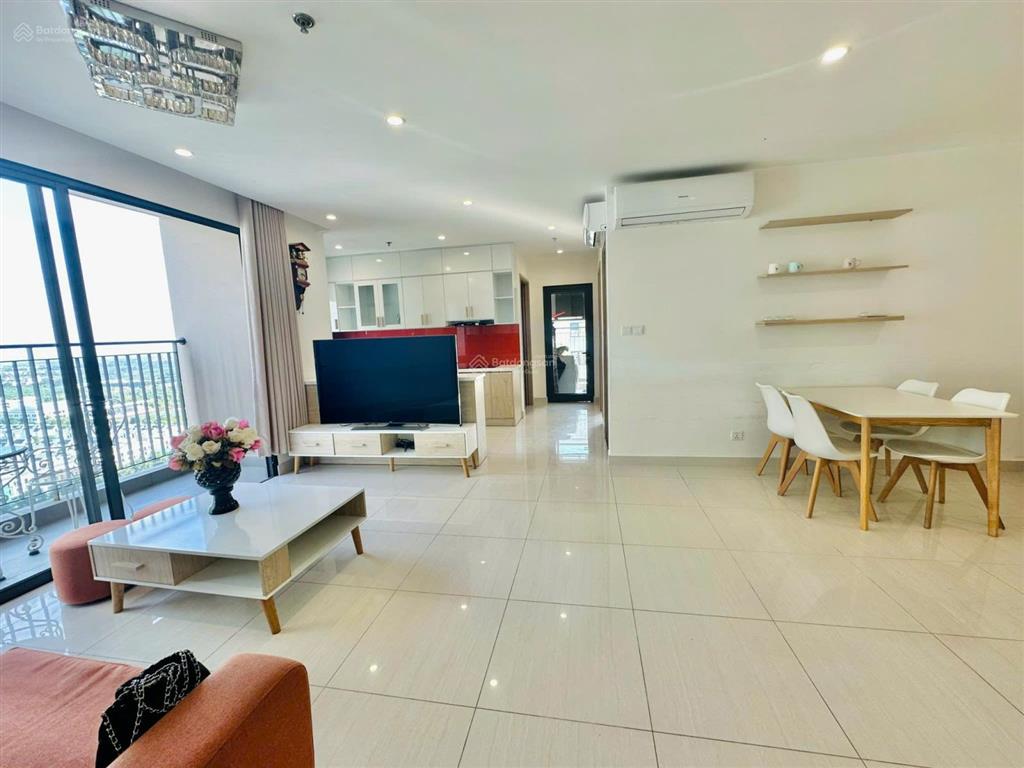 Cho thuê cc 3n 2wc, 100m2 full đồ, 14tr bao phí dịch vụ tại vinhomes ocean park. miễn phí môi giới
