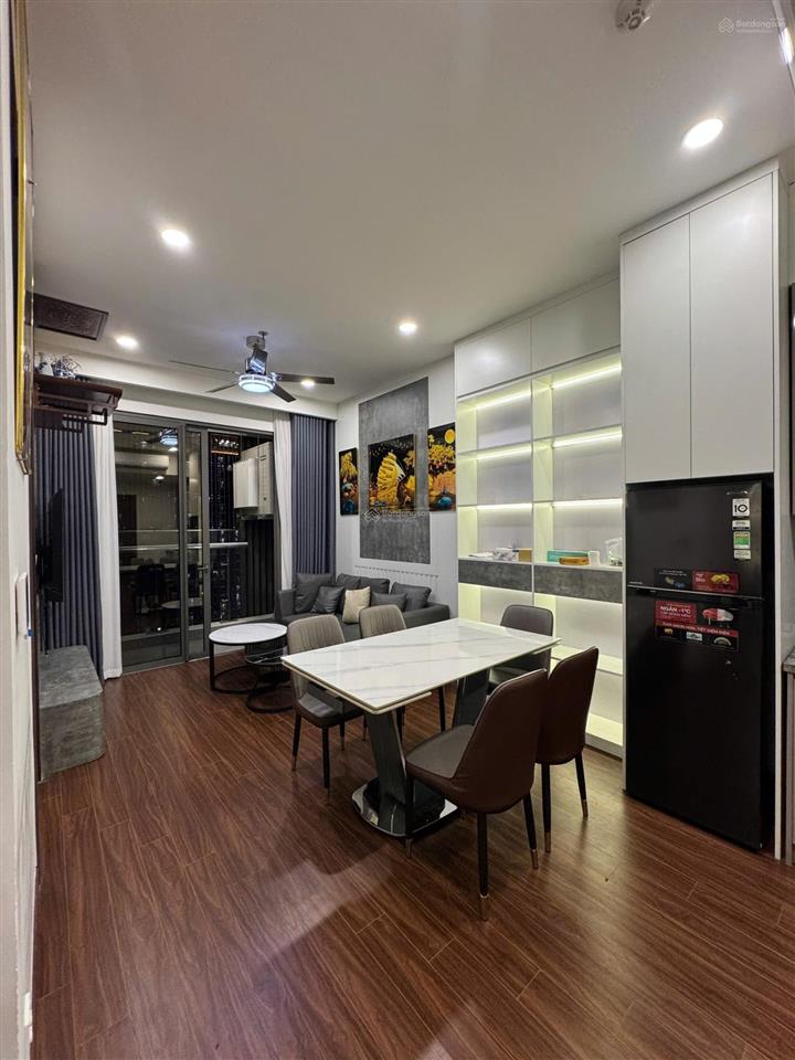 Rẻ! cho thuê 2n2wc full đồ 12 triệu bao phí dịch vụ tại masteri waterfront. miễn phí môi giới 100%