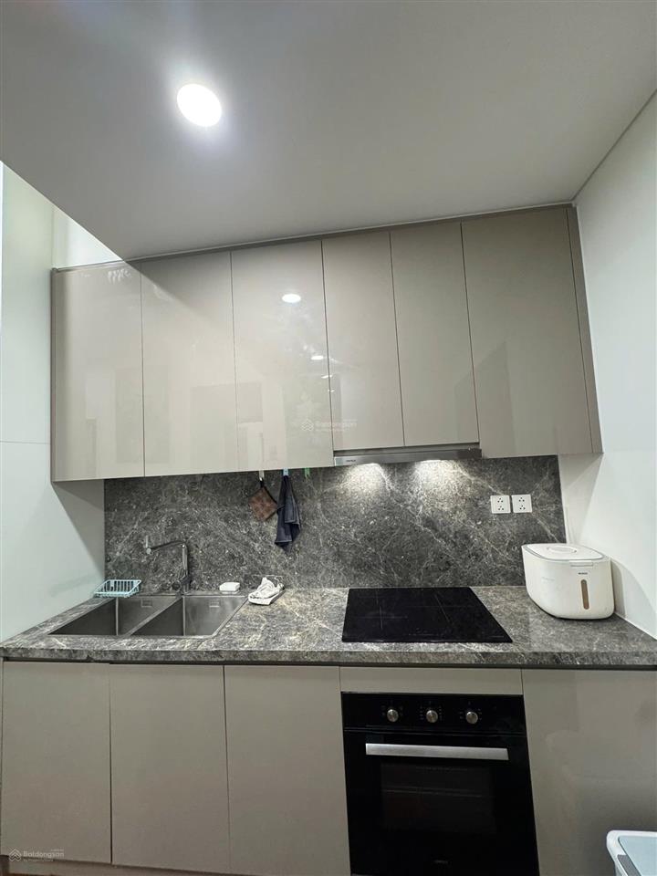 Rẻ! cho thuê 2n2wc full đồ 12 triệu bao phí dịch vụ tại masteri waterfront. miễn phí môi giới 100%