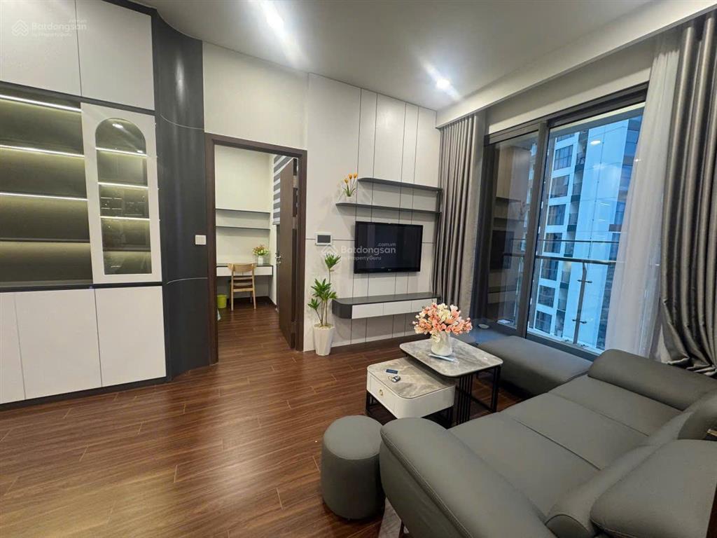 Cho thuê căn 2n2wc, full đồ mới, nội thất đẹp, 15tr tại masteri waterfront. miễn phí môi giới 100%