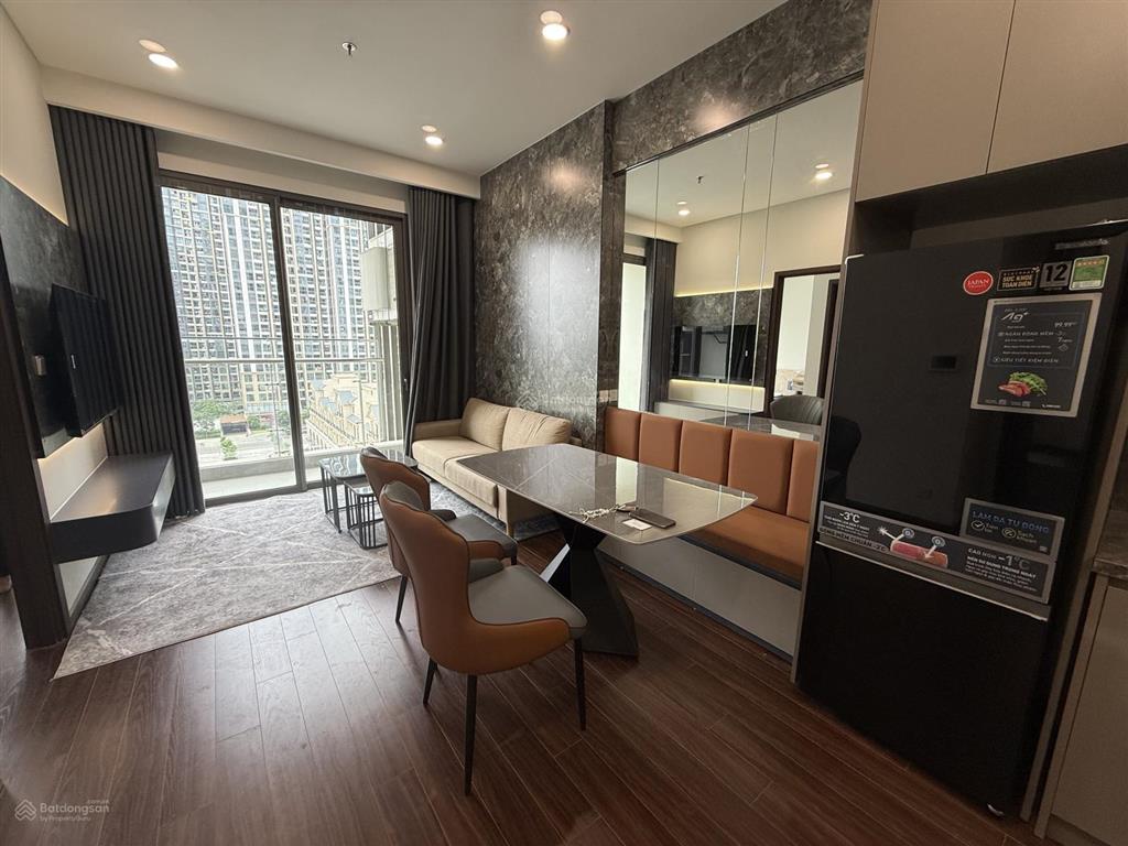 Cho thuê 2n 2wc full đồ mới 100% tại masteri waterfront giá 13,5 triệu vnd. miễn phí môi giới 100%