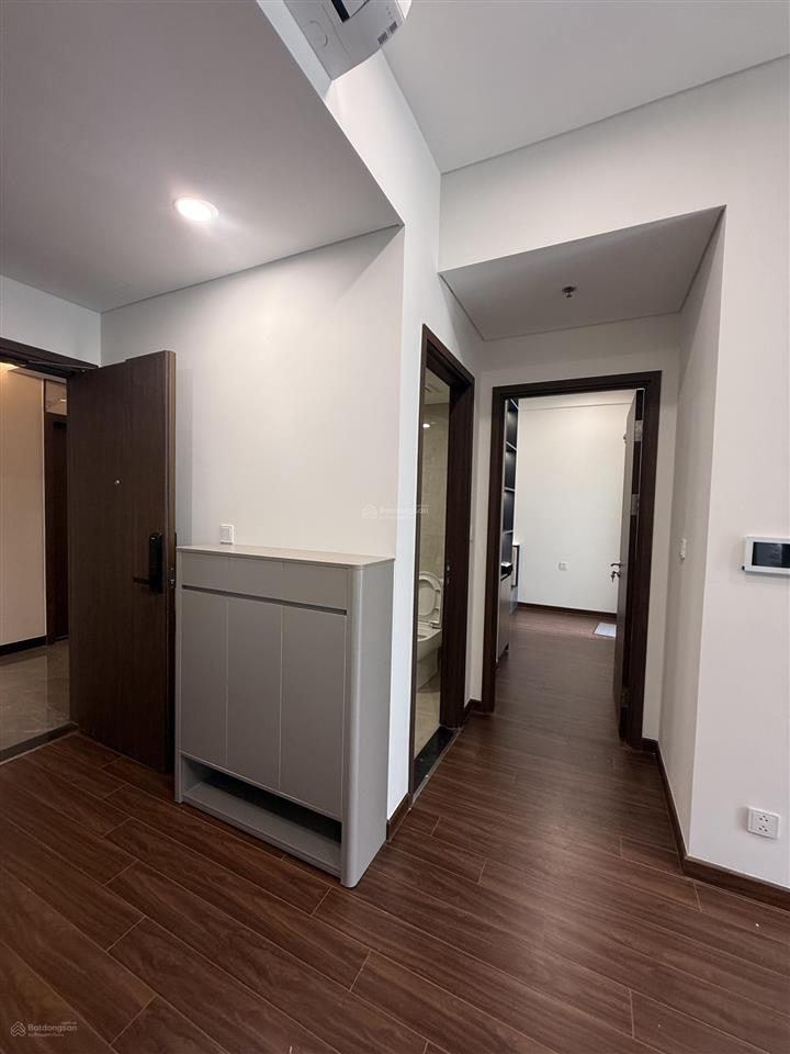 Cho thuê 2n 2wc full đồ mới 100% tại masteri waterfront giá 13,5 triệu vnd. miễn phí môi giới 100%