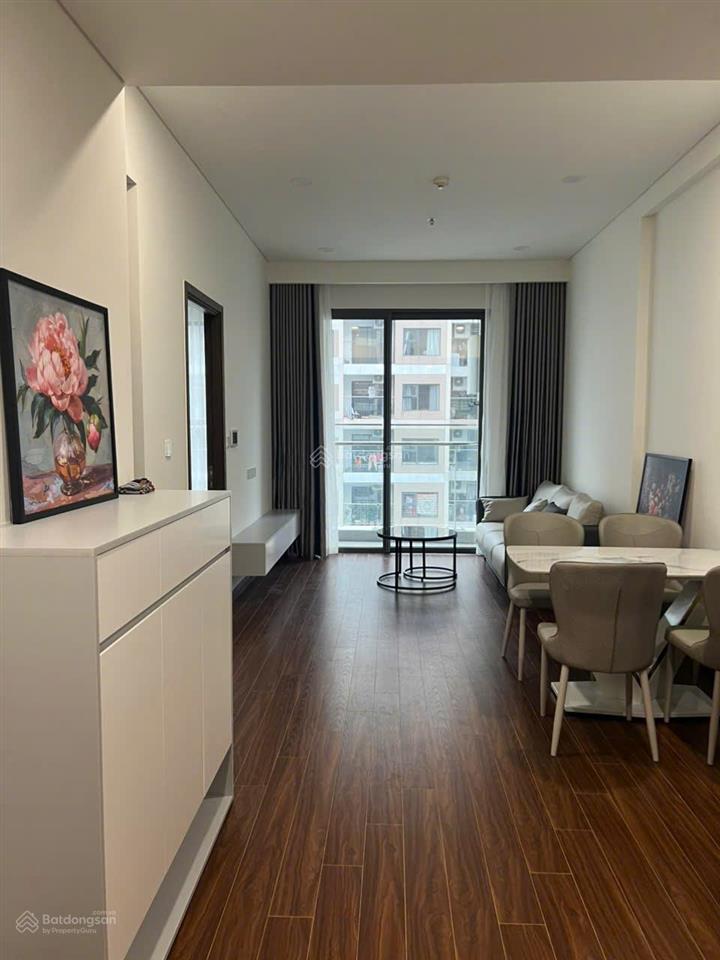Giá rẻ! 2n2wc full đồ và nội thất chỉ 10tr/th tại masteri waterfront. miễn phí môi giới 100%