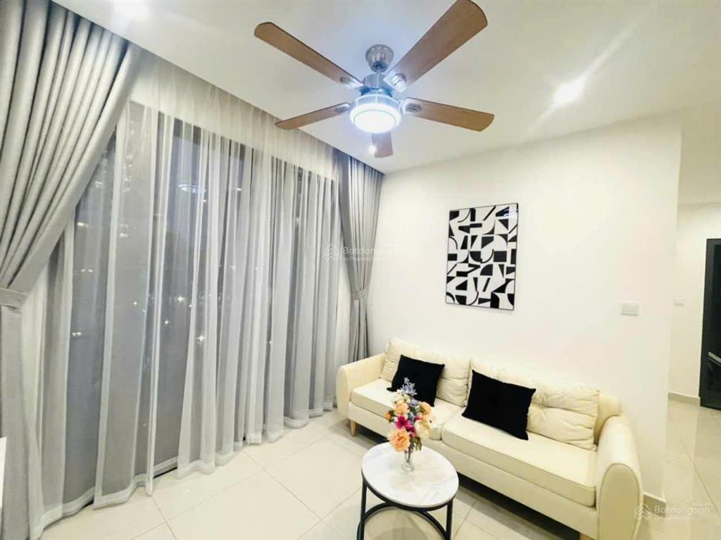 Cho thuê 2n 1wc, full đồ và nội thất, 8 triệu vnd bao phí dịch vụ tại vinhomes ocean park