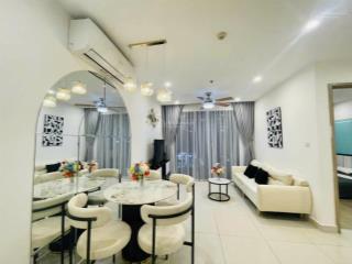 Cho thuê 2n 1wc, full đồ và nội thất, 8 triệu vnd bao phí dịch vụ tại vinhomes ocean park