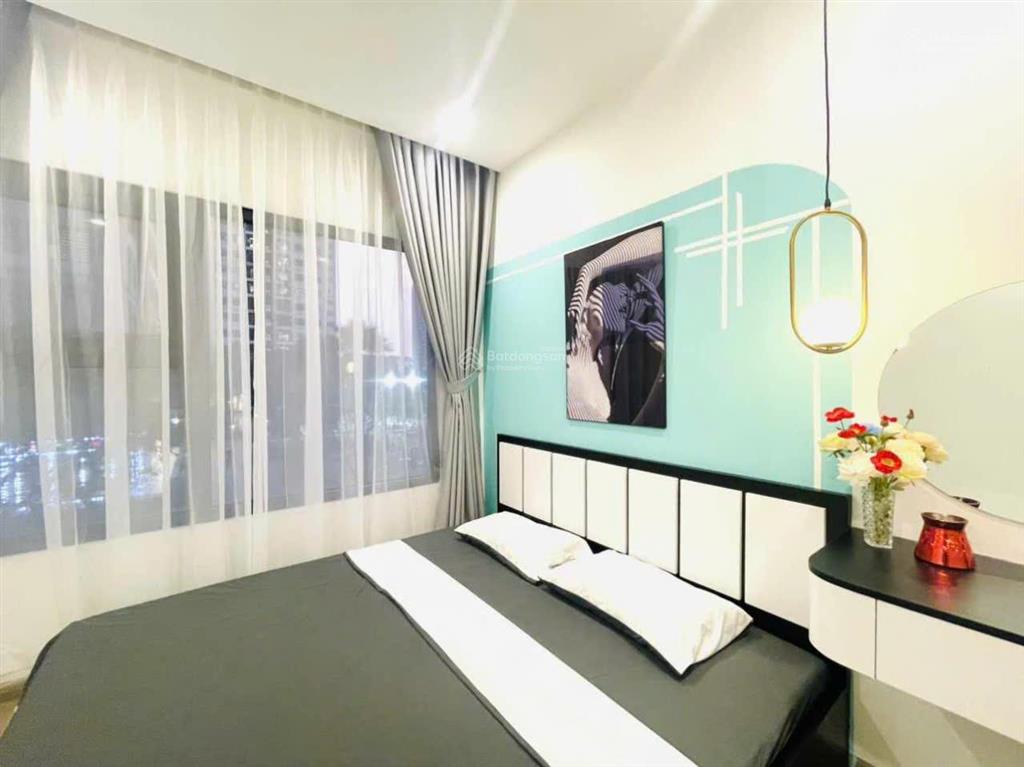 Cho thuê 2n 1wc, full đồ và nội thất, 8 triệu vnd bao phí dịch vụ tại vinhomes ocean park