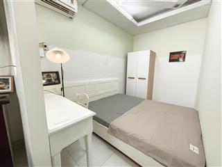 Căn hộ dịch vụ một phòng ngủ + ban công quận 7  hưng gia 1, quận 7