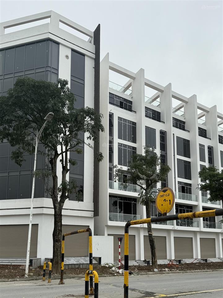 Cho thuê lk, bt hoàn thiện và thô 100300m2 kđt thanh hà. giá 6 triệu. có cả nhà hoàn thiện.