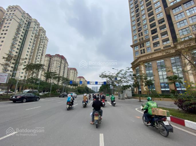 Chính chủ cho thuê nhà mặt phố võ chí công  vị trí đẹp, cực hợp văn phòng.  0987 011 ***