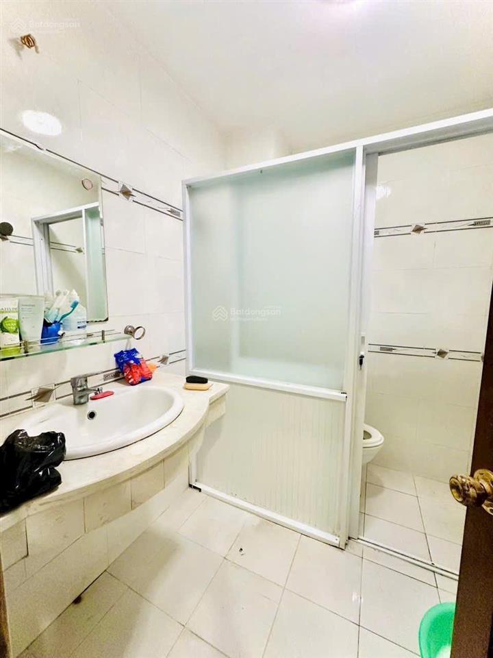 Biệt thự gò vấp ngang 8.3m, cho thuê chdv dòng tiền 70tr/th  đường quang trung 6m thông 12.x tỷ tl