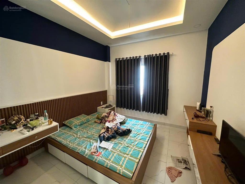 Rẻ hơn thị trường 15% mặt tiền tân sơn view sân golf, 5x30m chỉ 130tr/m2 làm khách sạn, vp