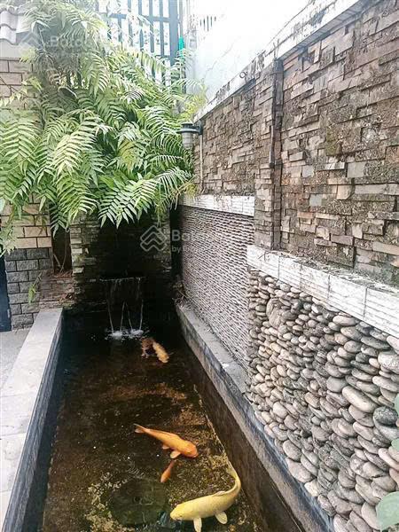 Mặt tiền đường số 9 gần công viên làng hoa, dt 10x23m ngộp gấp bán giá 22 tỷ tl
