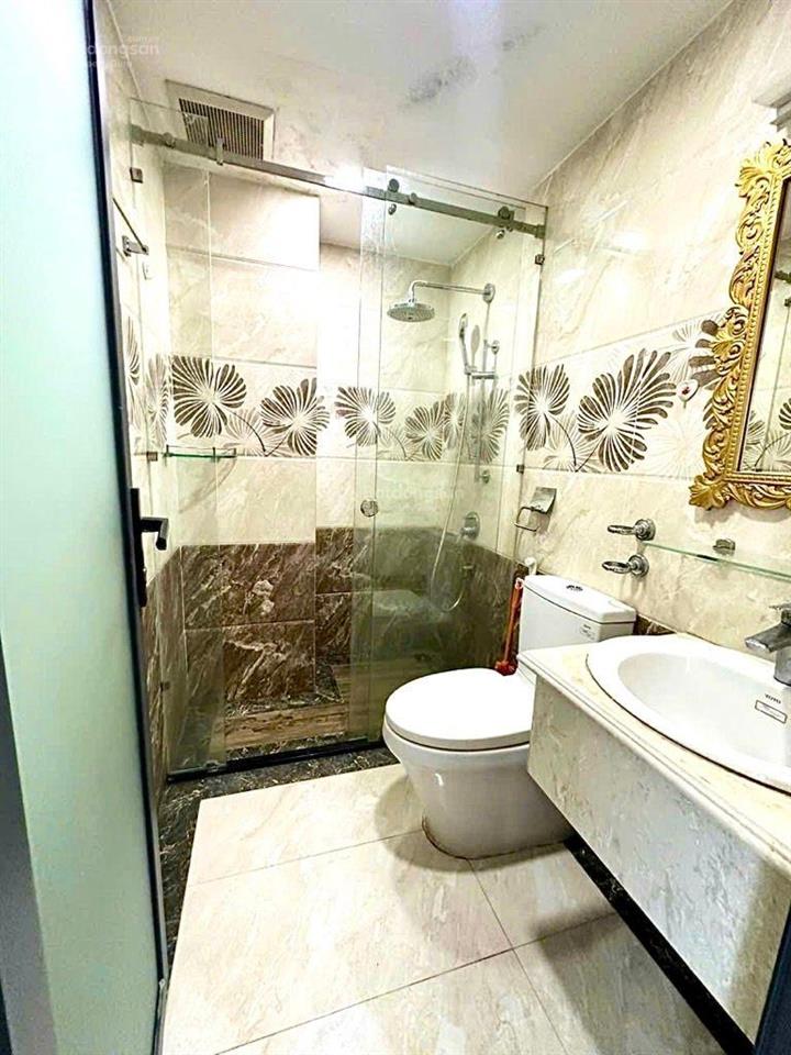Villa căn góc  mặt tiền đường 12m gò vấp  120m2 ngang 7.6x17m  5 tầng full nt chỉ 16 tỷx