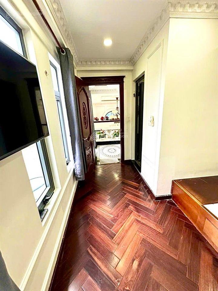 Villa căn góc  mặt tiền đường 12m gò vấp  120m2 ngang 7.6x17m  5 tầng full nt chỉ 16 tỷx
