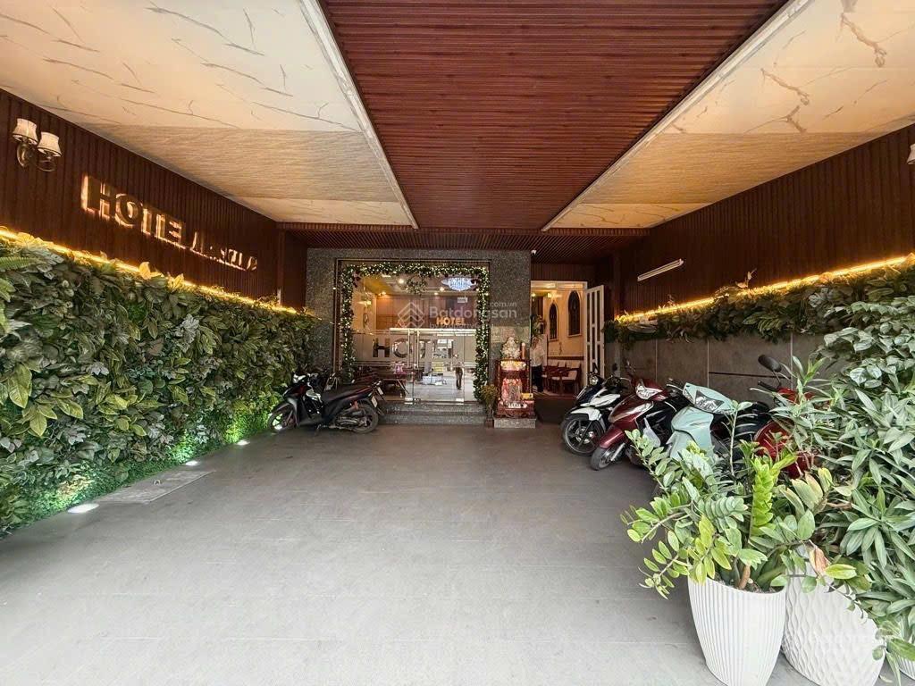 Bán gấp khách sạn mặt tiền gò vấp  200m2(8x25m)  gần lotte mart nguyễn văn lượng chỉ 36 tỷ tl