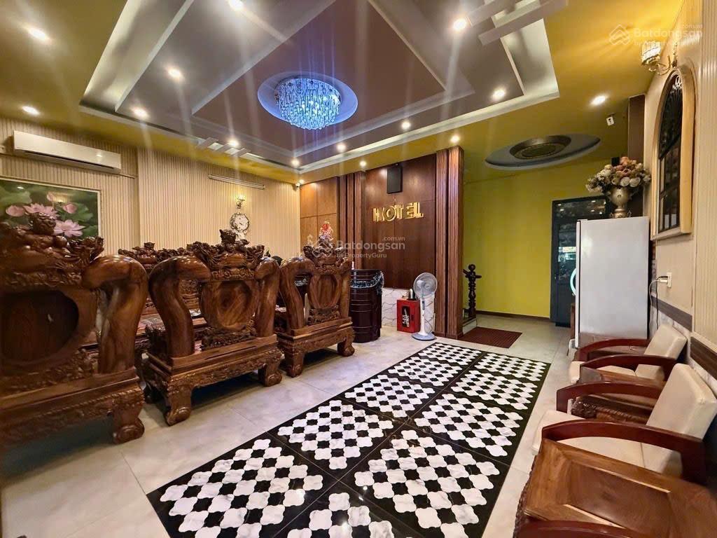 Bán gấp khách sạn mặt tiền gò vấp  200m2(8x25m)  gần lotte mart nguyễn văn lượng chỉ 36 tỷ tl