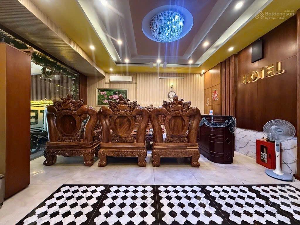 Bán gấp khách sạn mặt tiền gò vấp  200m2(8x25m)  gần lotte mart nguyễn văn lượng chỉ 36 tỷ tl