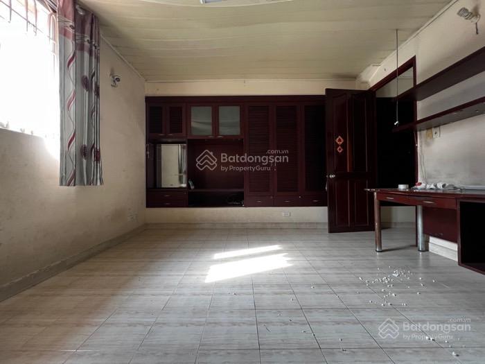 Bán biệt thự cổ tân bình  dt 470m2, ngang khủng 14x35m vuông, đường 8m thông, chỉ 80tr/m2 tl