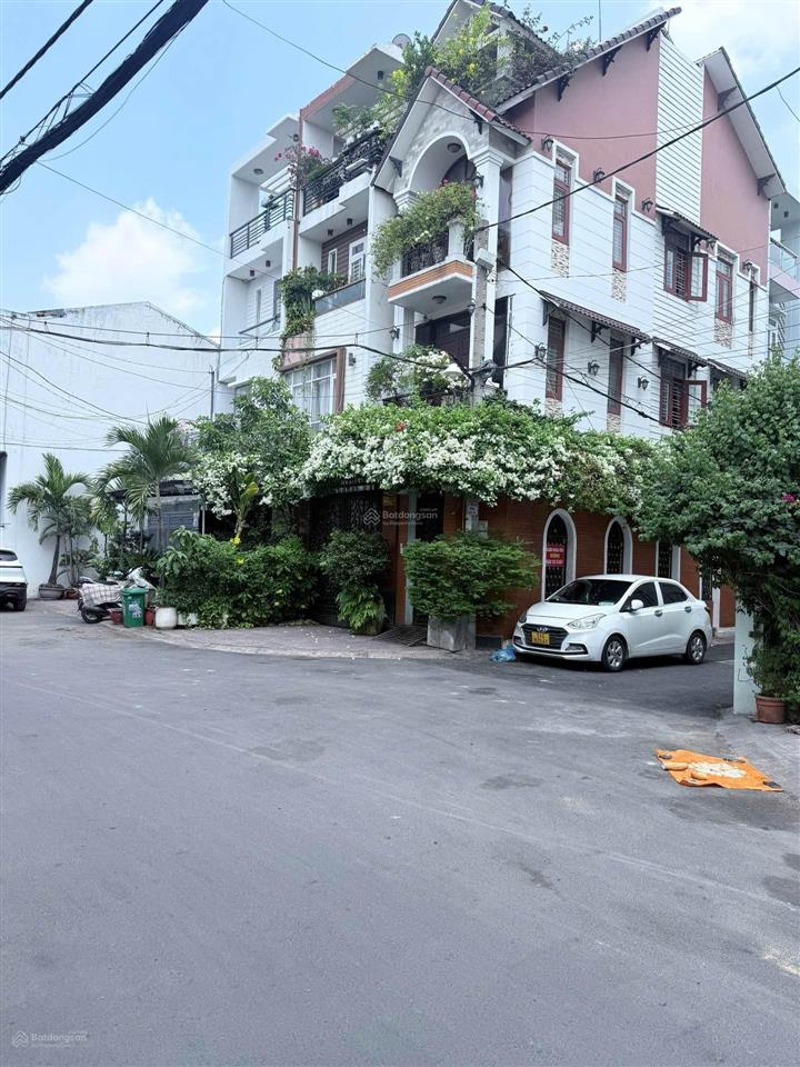 Bán nhà gò vấp  nhà đẹp 4 tầng 70m2 ngay emart phan huy ích chỉ 8 tỷ x tl