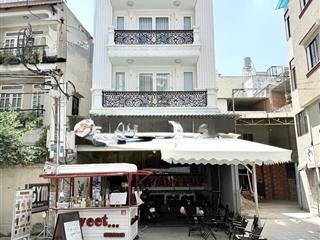 Giáp sân bay  toà building 6 tầng có hầm, mặt tiền đường 16m có vỉa hè, 130m2 chỉ 28 tỷ tl