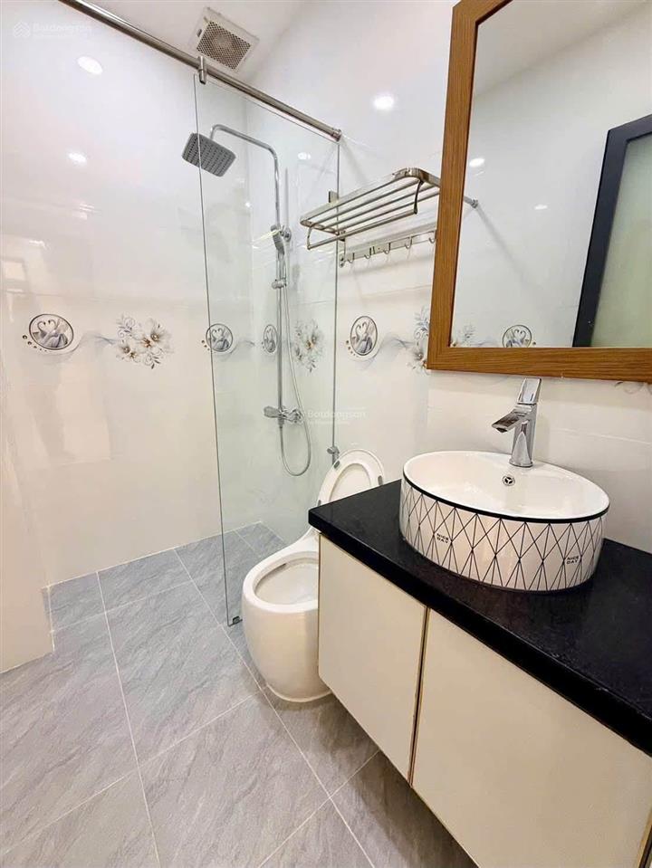 Nhà đẹp gò vấp, 64m² có thang máy, hxh gần quang trung chỉ 8 tỷ xíu