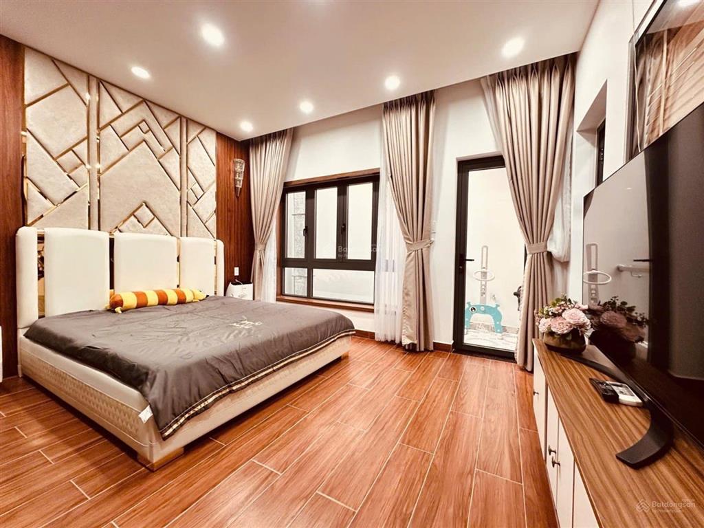 Biệt thự mini ngay cv làng hoa gò vấp, dt 6x20m xe tải thông chỉ 18 tỷ tl