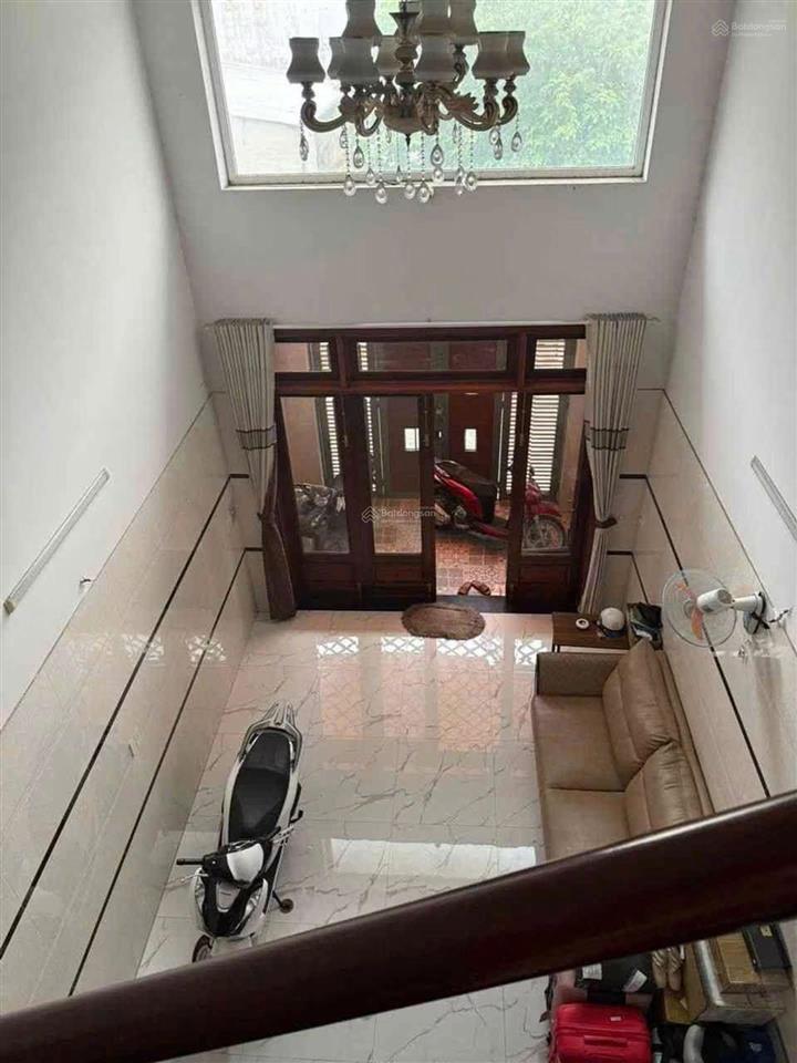 Bán nhà gò vấp chính chủ 5 tầng, 4x18m, xe tải thông gần công viên làng hoa chỉ 8 tỷ tl