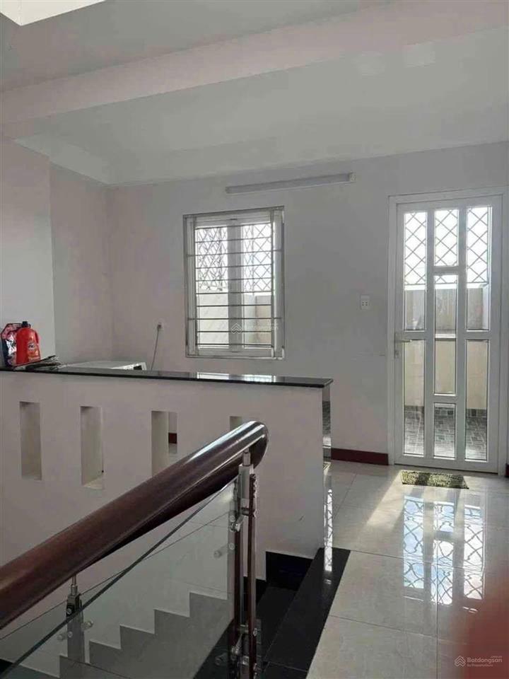 Bán nhà gò vấp chính chủ 5 tầng, 4x18m, xe tải thông gần công viên làng hoa chỉ 8 tỷ tl
