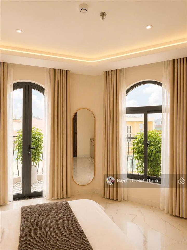 Chỉ 16 tỷ sở hữu khách sạn xây mới căn góc 2 mt dòng tiền khoán sẵn