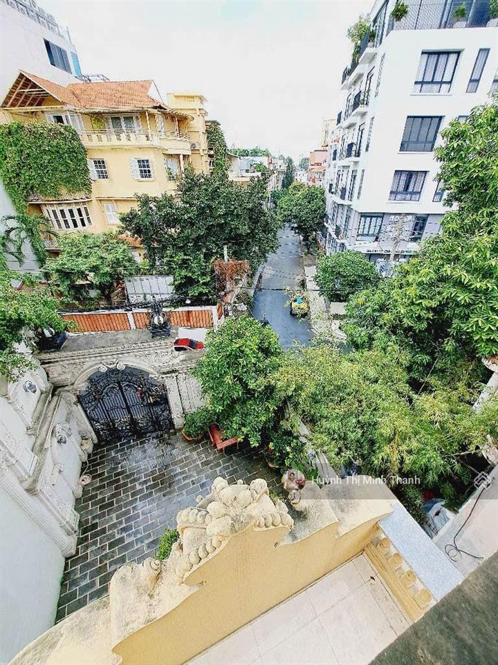 Biệt thự châu âu đẳng cấp  trung tâm p7 tân bình  396m2  thang máy hồ bơi sân vườn hơn 60 tỷ