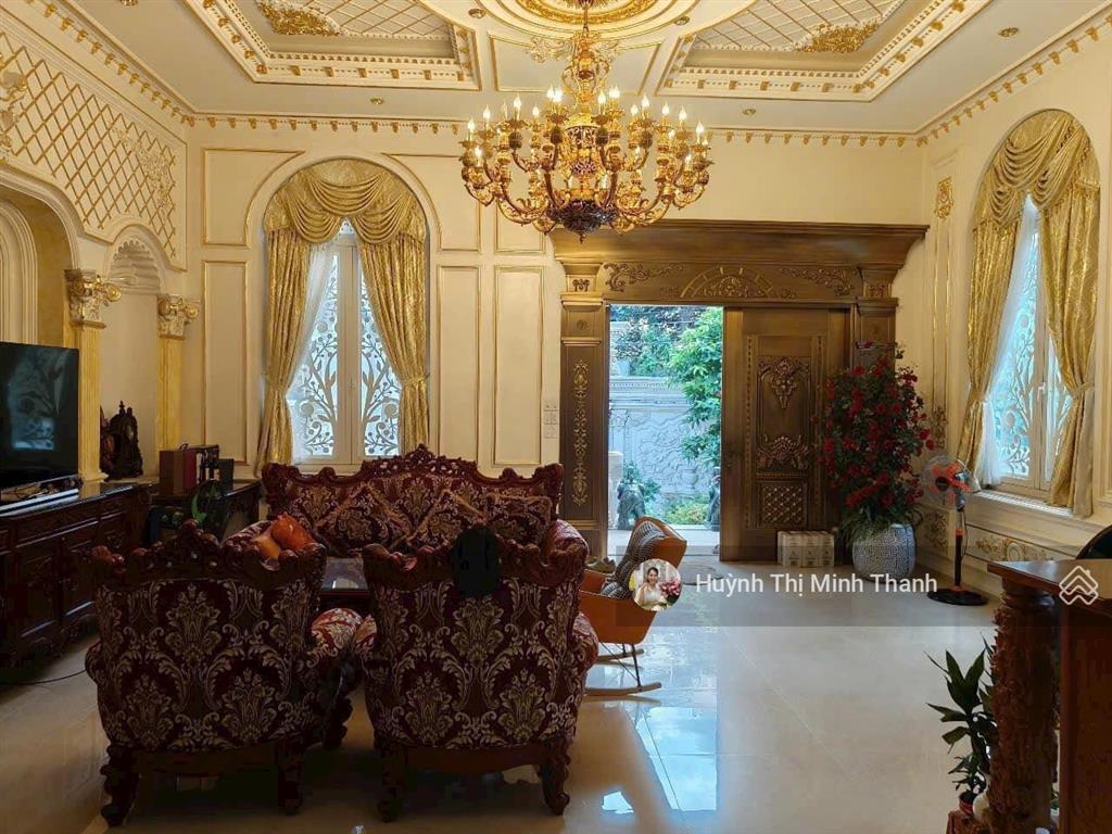 Biệt thự châu âu đẳng cấp  trung tâm p7 tân bình  396m2  thang máy hồ bơi sân vườn hơn 60 tỷ