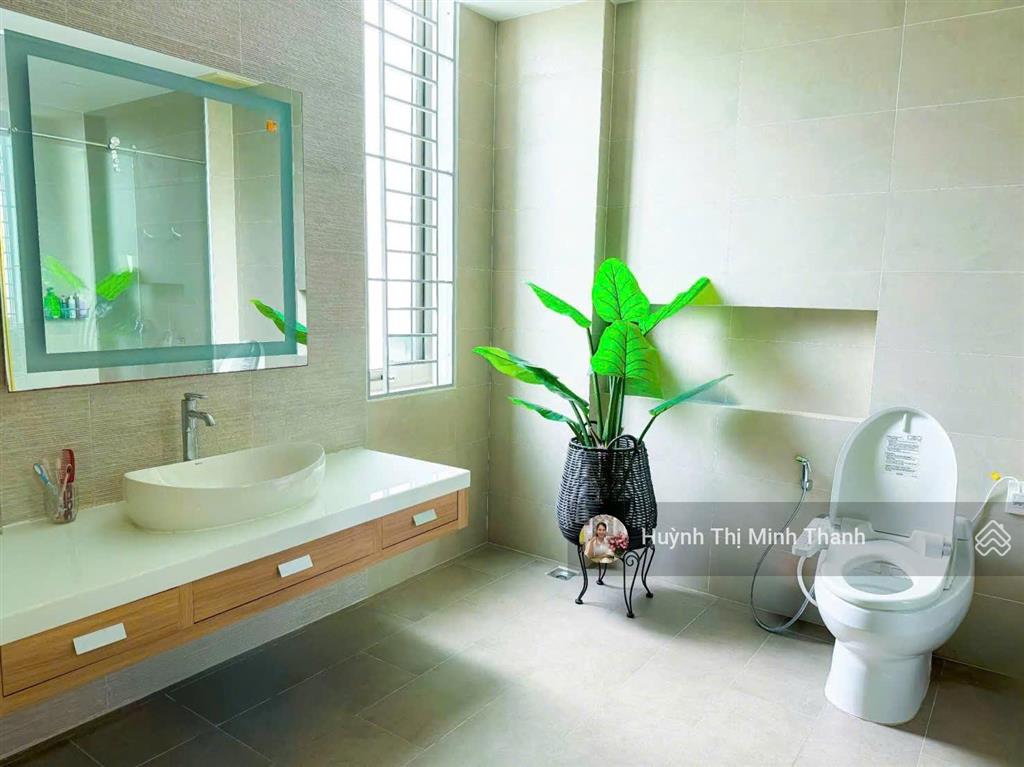 Định cư bán biệt thự đẳng cấp mặt tiền đường gần khu k300 tân bình, 200m2 hầm 7 tầng giá 69 tỷ
