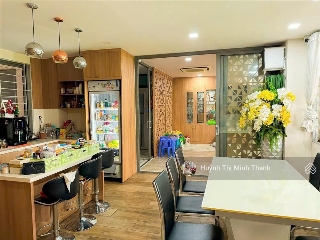 Định cư bán biệt thự đẳng cấp mặt tiền đường gần khu k300 tân bình, 200m2 hầm 7 tầng giá 69 tỷ