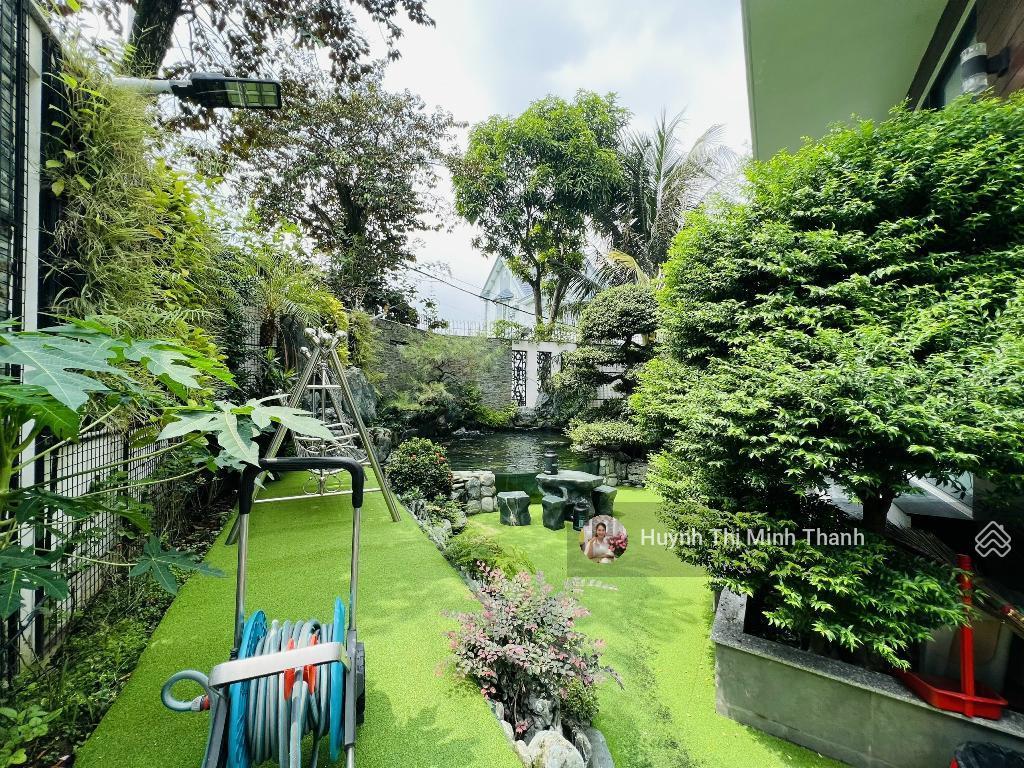Biệt thự nghỉ dưỡng đẳng cấp 484m2, lô góc hầm 4 tầng, hồ bơi thang máy giá 45 tỷ tl