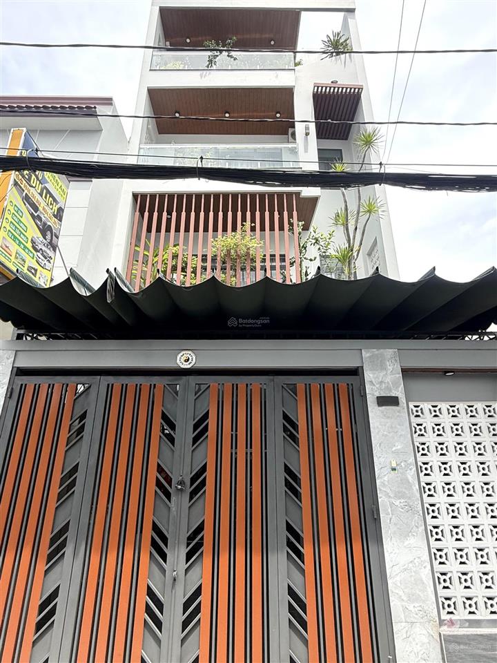 Gấp bán biệt thự mini 4 tầng có thang máy  6 x 18m vuông  xe tải quang trung gò vấp, 16.5 tỷ tl