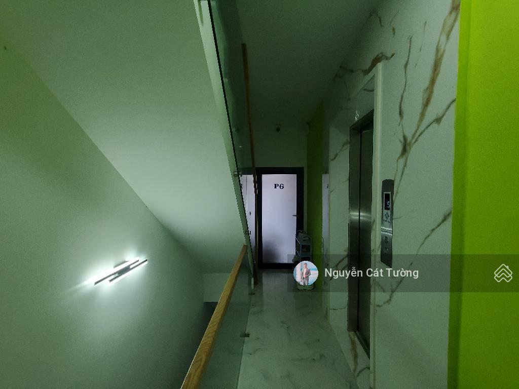 Bán nhà hẻm oto 6m ngay đại học hutech  nguyễn gia trí nối dài. 6 tầng, thang máy, chdv 65tr/tháng