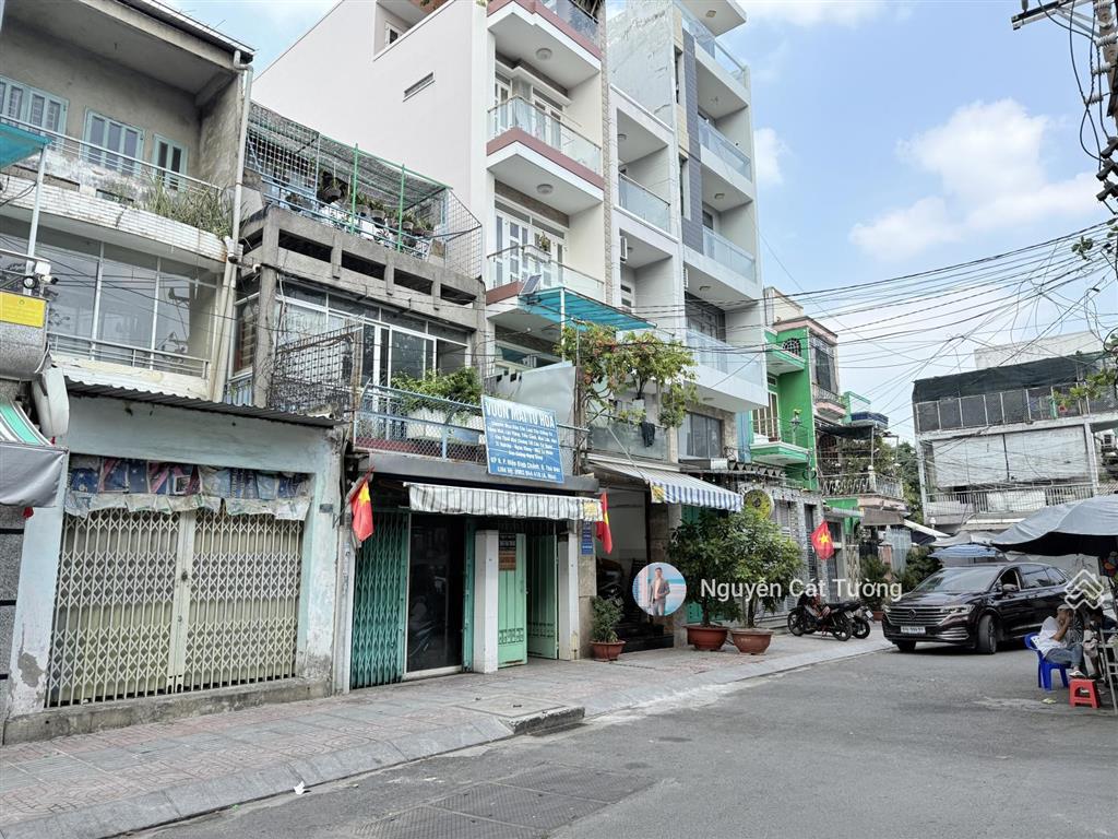 Bán nhà vũ tùng, 6 tầng, gần rạch xuyên tâm, chdv dòng tiền 60tr/tháng, hẻm oto. ngay cầu bông, q.1