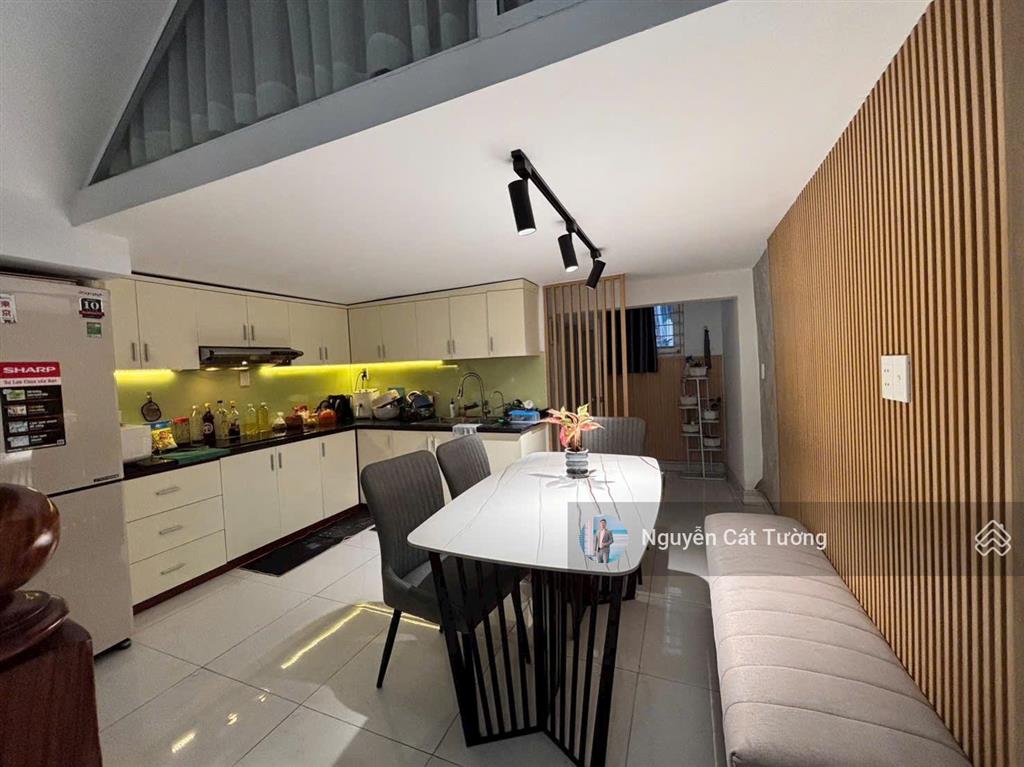 Bán nhà nguyễn xí, 4 tầng ,ngay chung cư richmond ,hxh 8m, gần 1 trục tới ngay đại học hutech.