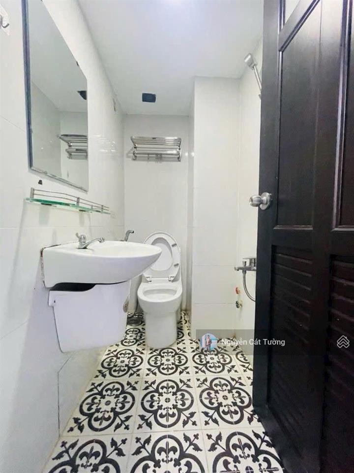 Bán nhà 4 tầng, ngay metro văn thánh, hẻm oto 6m. ngang 5x12m (60m2). dòng tiền 33 triệu /tháng